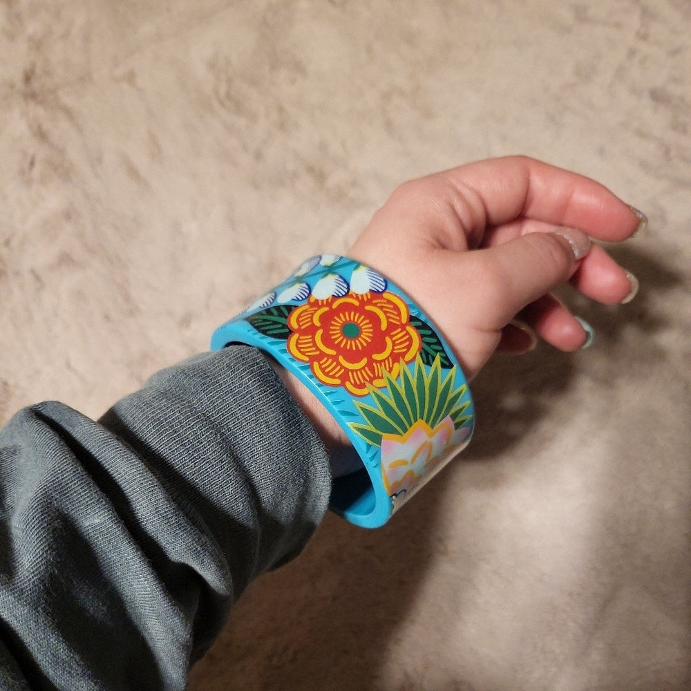 Beautiful Boho Vintage Floral Scene Graphic Bright Piece Indie Bracelet Fairy